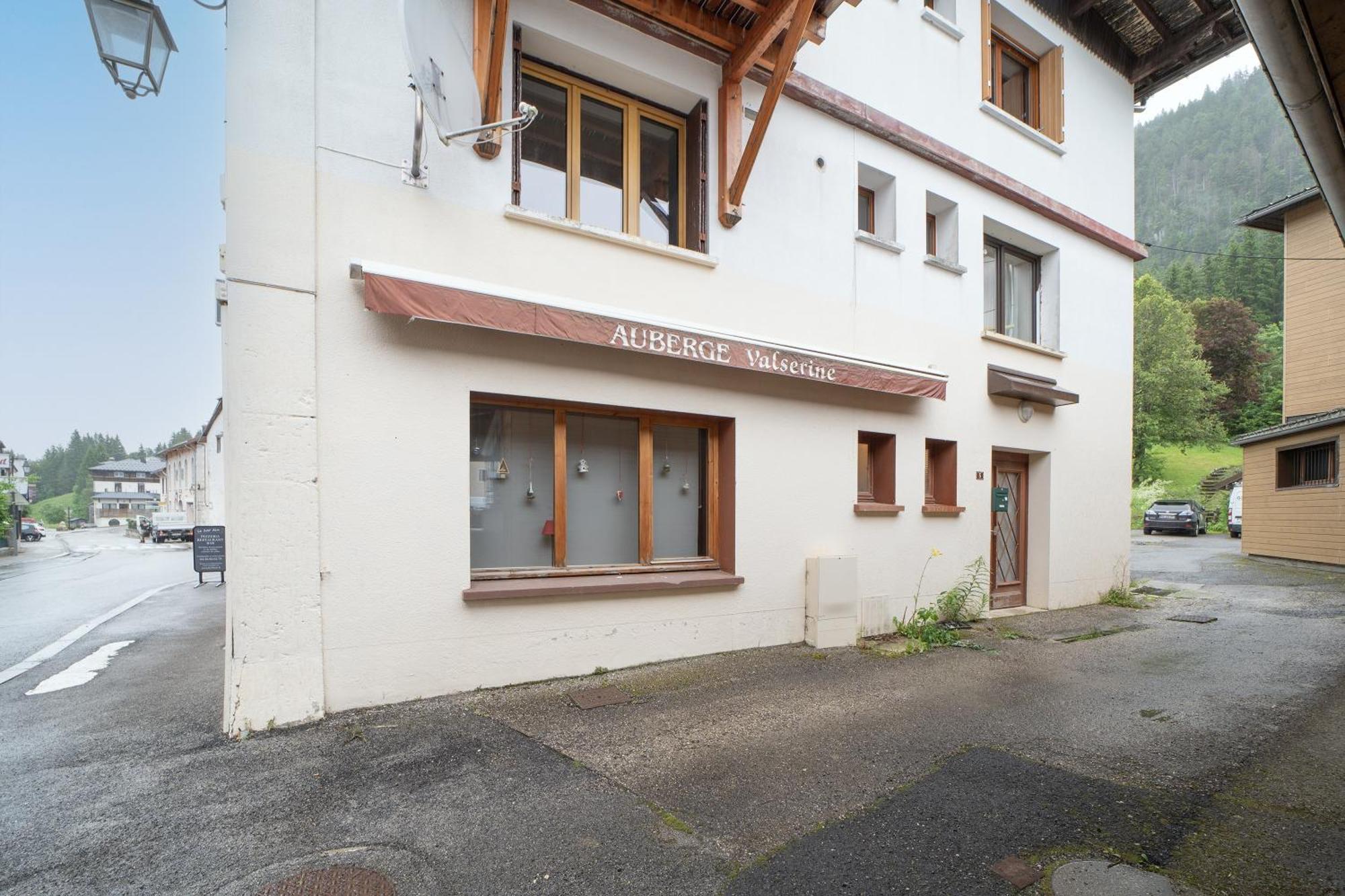 La Valserine - Station De Ski Accessible A Pied Mijoux Exterior photo